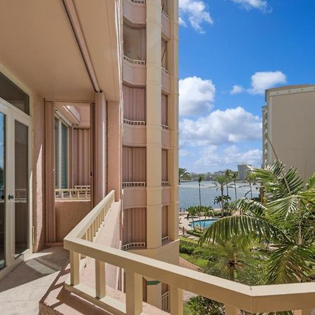 Luxurious Waterfront Condo In Boca Raton Exterior photo