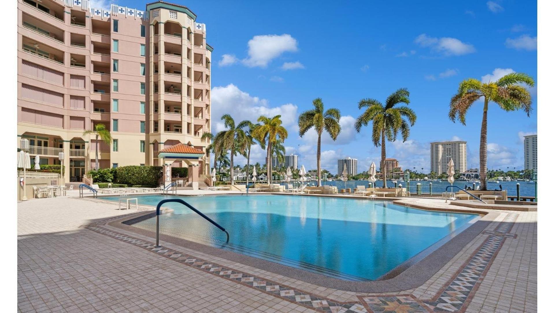 Luxurious Waterfront Condo In Boca Raton Exterior photo